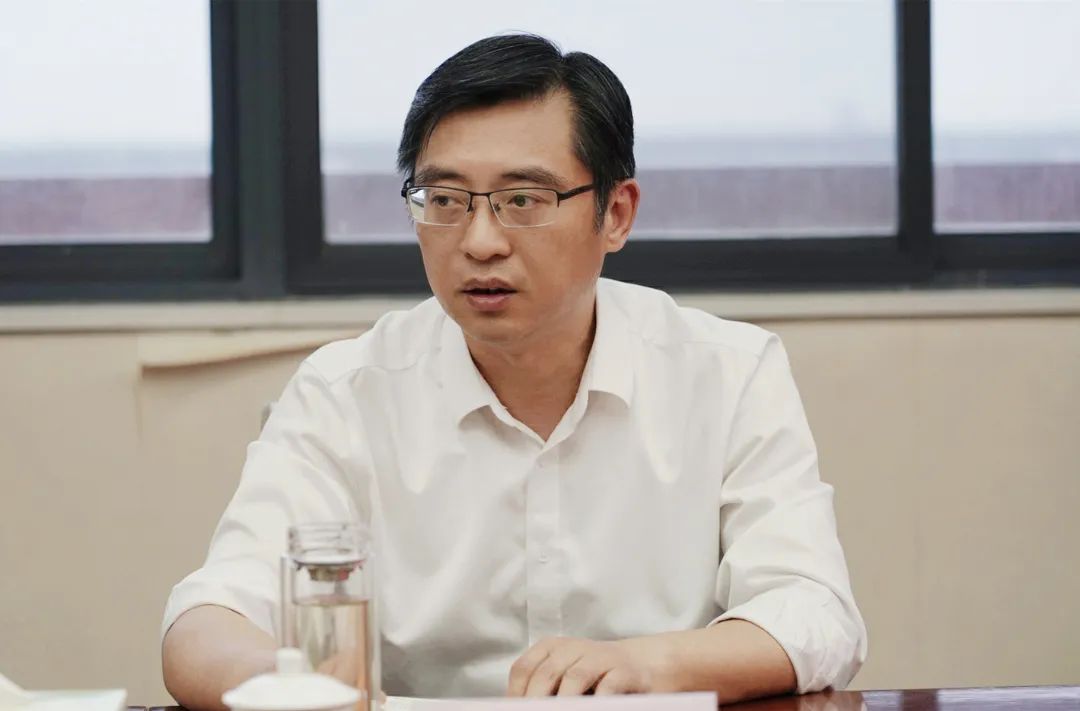 ug环球集团党委书记、董事长章朝阳赴ug环球井神公司主持召开书记办公会