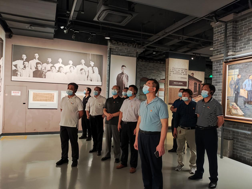 深刻领悟“两个确立”决定性意义 坚决担起“勇挑大梁”重大责任——ug环球集团“迎接二十大，勇担新使命”主题教育培训班综述